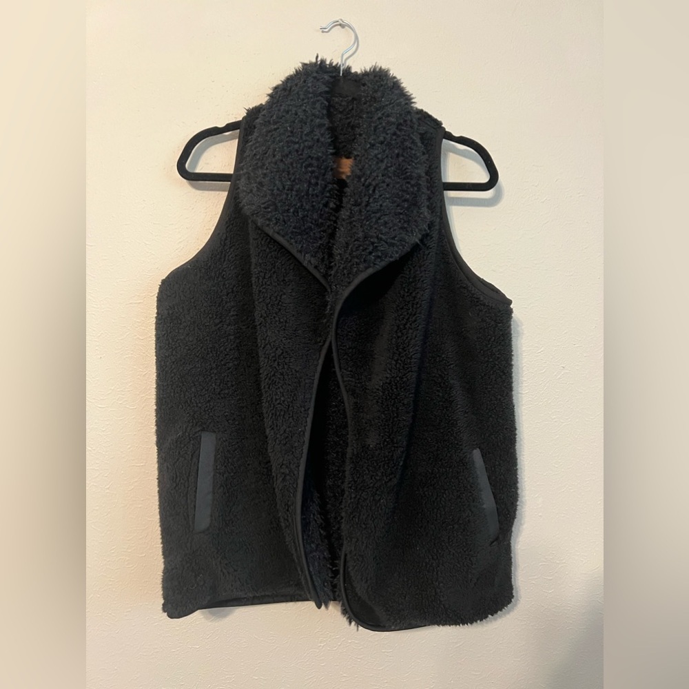 C.C. COZY Black Sherpa Fleece Vest, REVERSIBLE